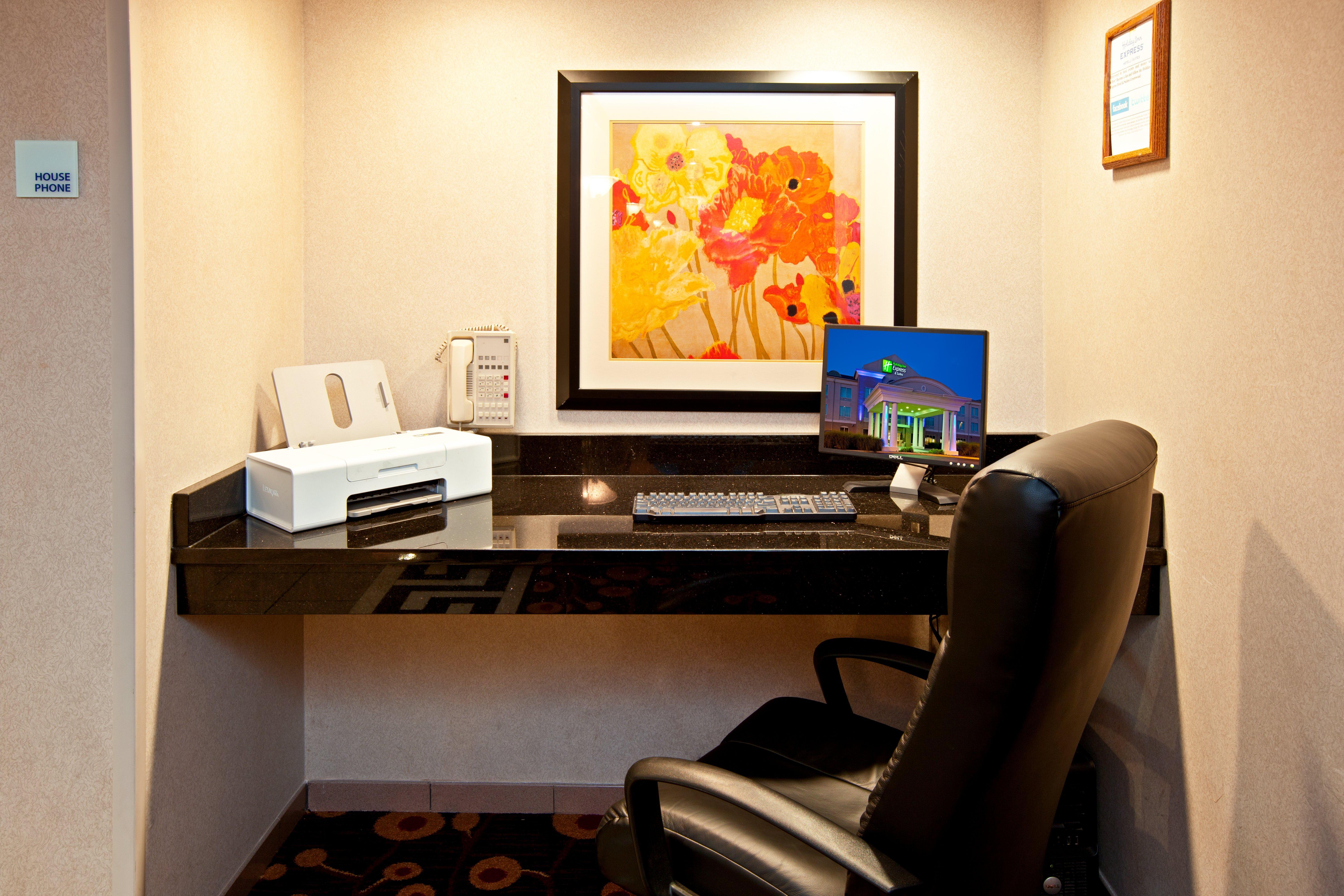 Holiday Inn Express Hotel & Suites Greenwood Kamer foto