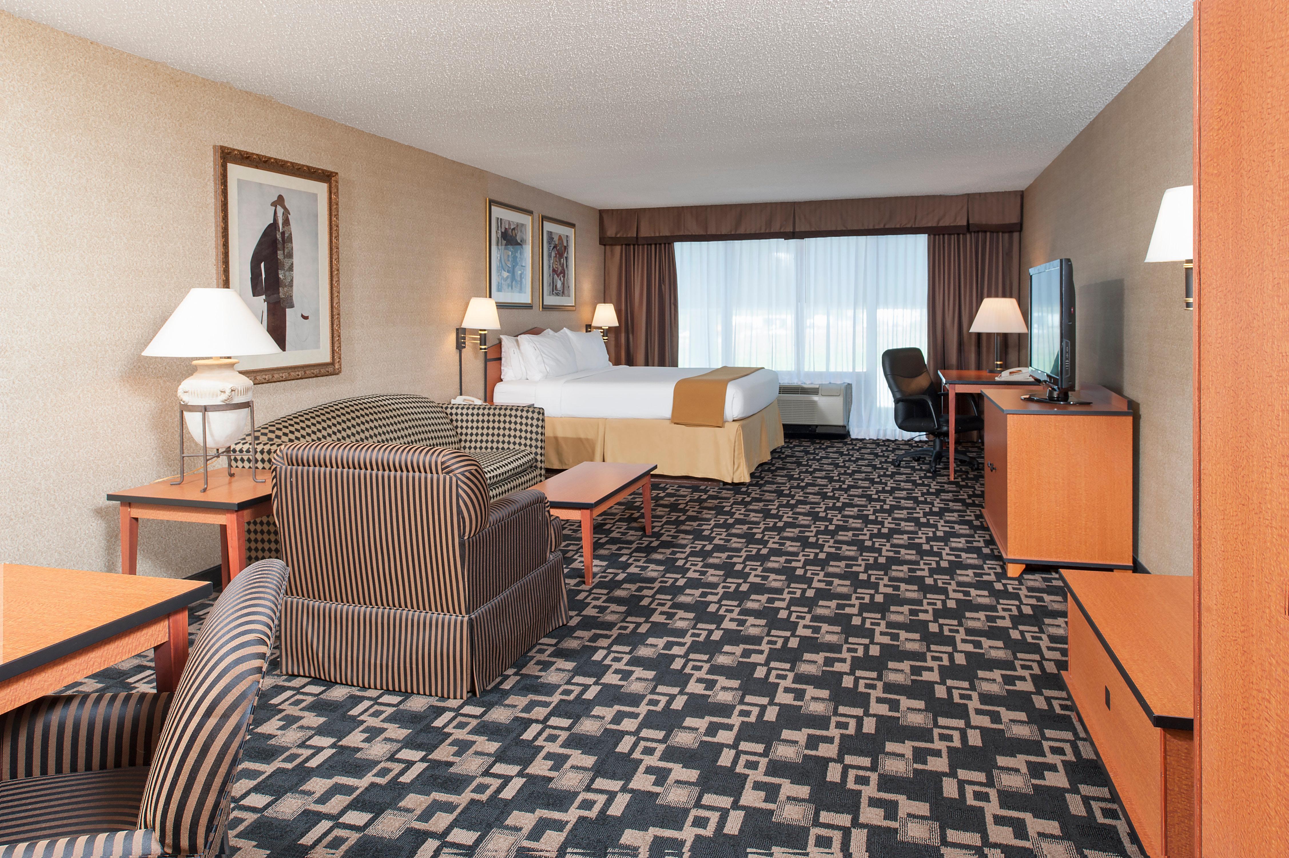 Holiday Inn Express Hotel & Suites Greenwood Buitenkant foto